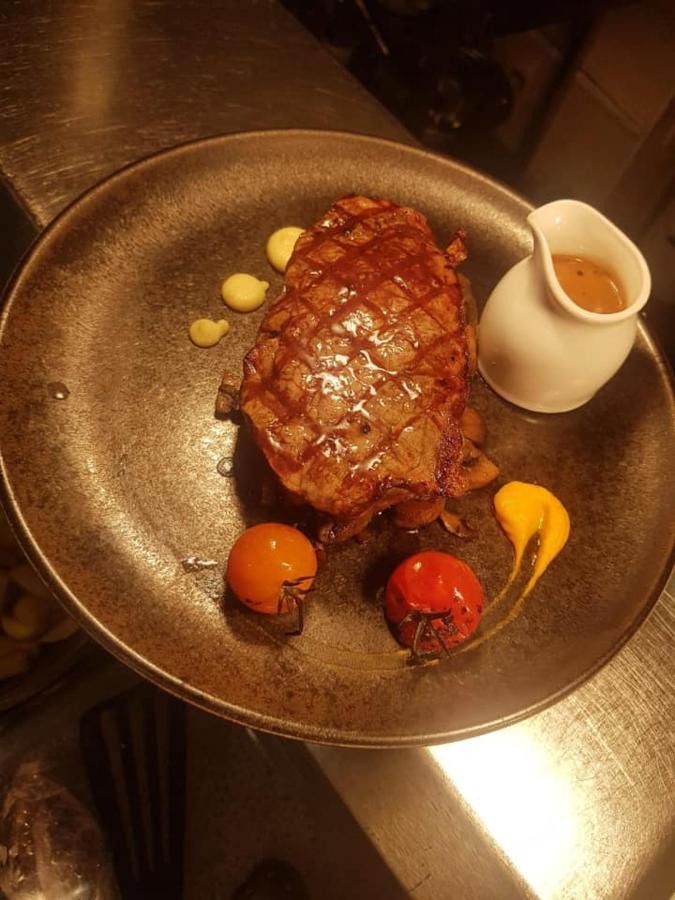 The Bowers Bar & Restaurant Hotel Ballinrobe Bagian luar foto